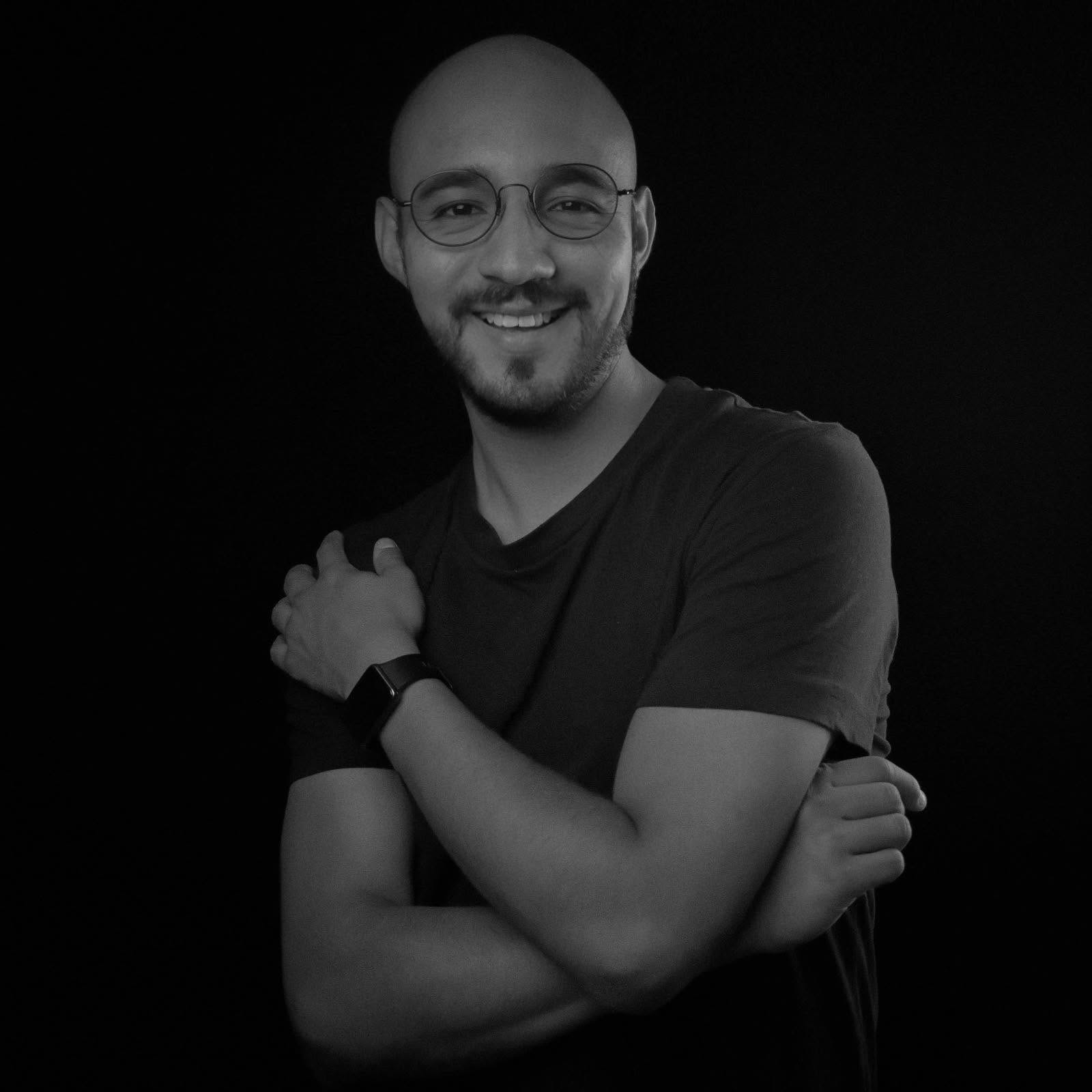 Retrato de Esteban Martínez, psicólogo clínico.